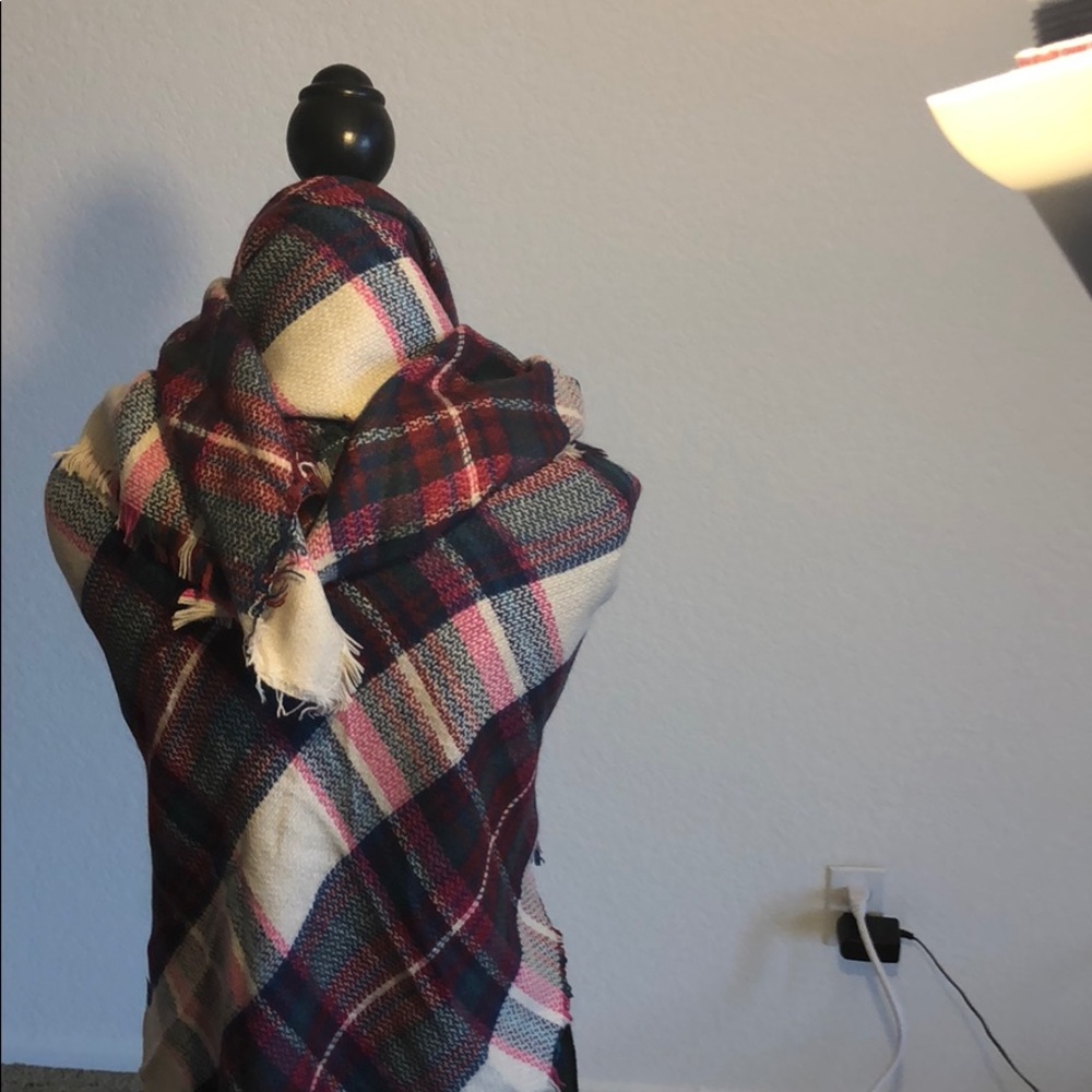 Super scarf - Picture 2 of 2